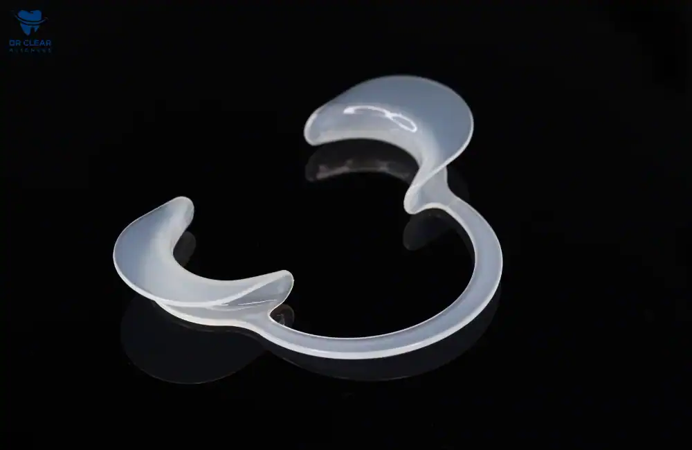 อุปกรณ์ถ่างแก้ม (Cheek Retractor